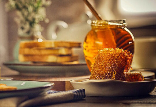اسرار شگفت انگیز عسل