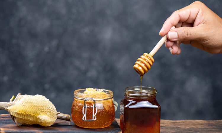 عسل غیرطبیعی یا تقلبی